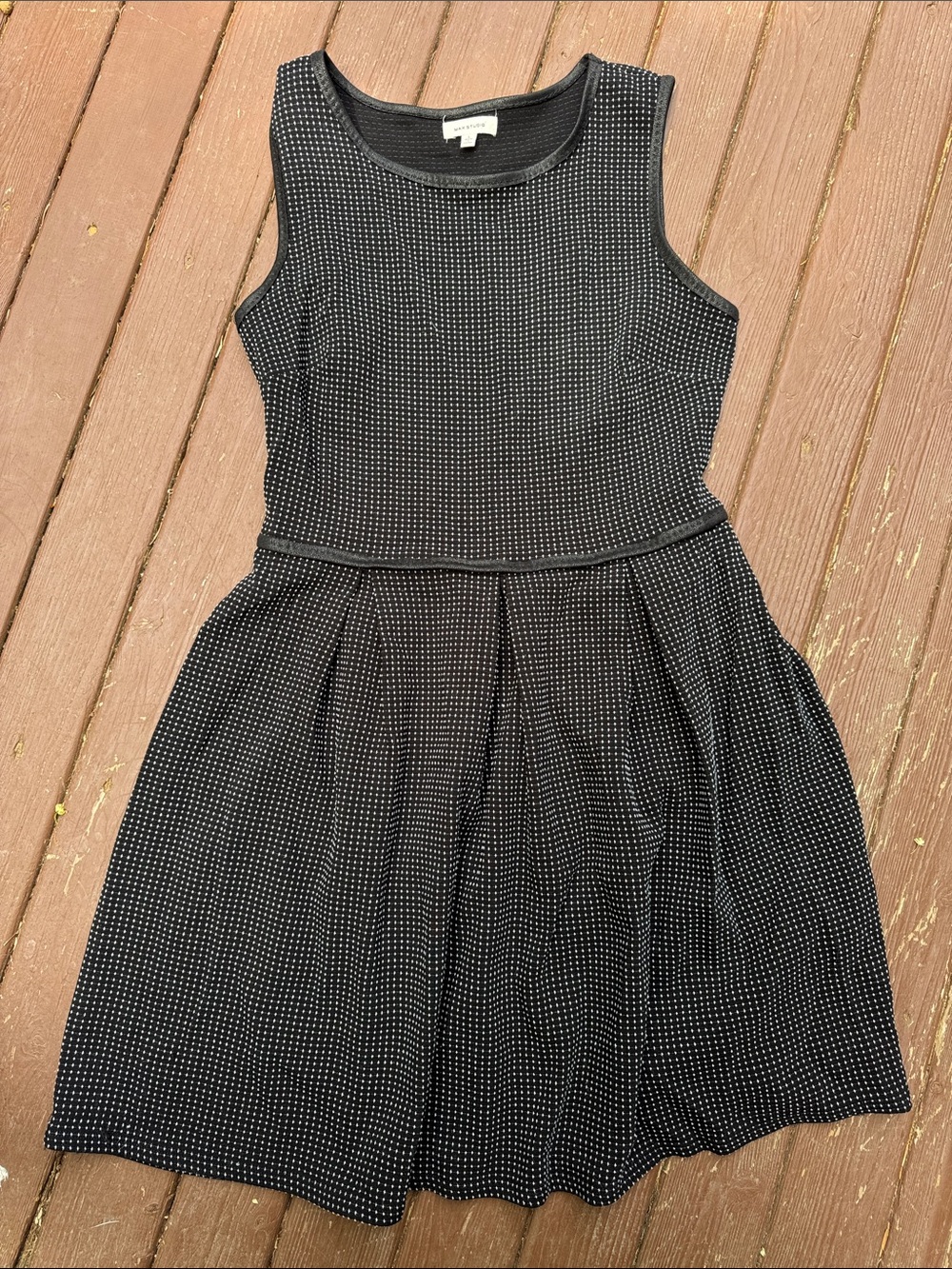 Max Studio Pin Dot Pleated Fit-and-Flare Dress LARGE